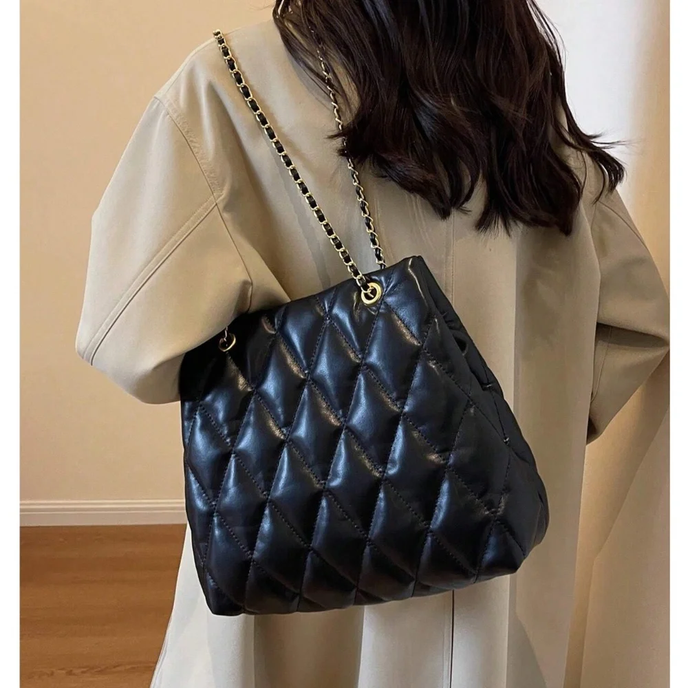 Luxe Black Vegan Leather Quilted Gold Tone chain Large Shoulder Bag - Picture 4 of 7